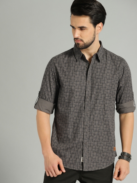 

Roadster Men Grey Regular Fit Printed Casual Shirt
