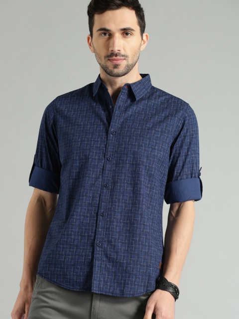 

Roadster Men Navy Blue & Black Regular Fit Printed Casual Shirt