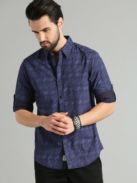 

Roadster Men Blue & Black Regular Fit Printed Casual Shirt