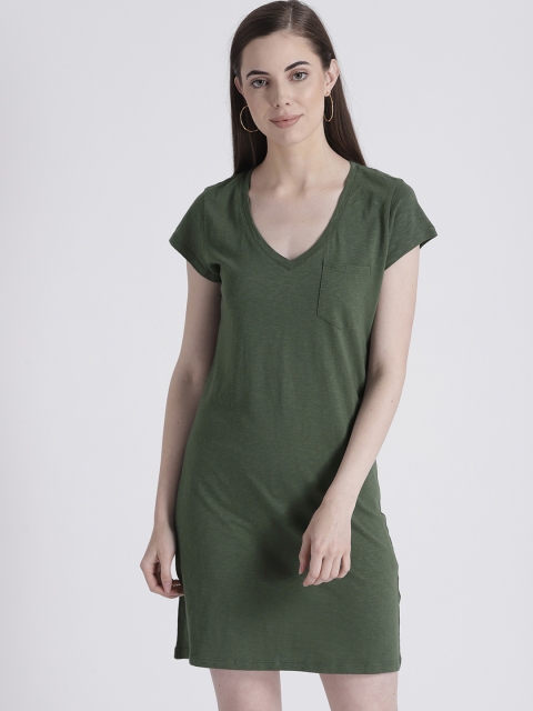 

GAP Women V-Neck Softspun Pocket T-Shirt Dress, Olive