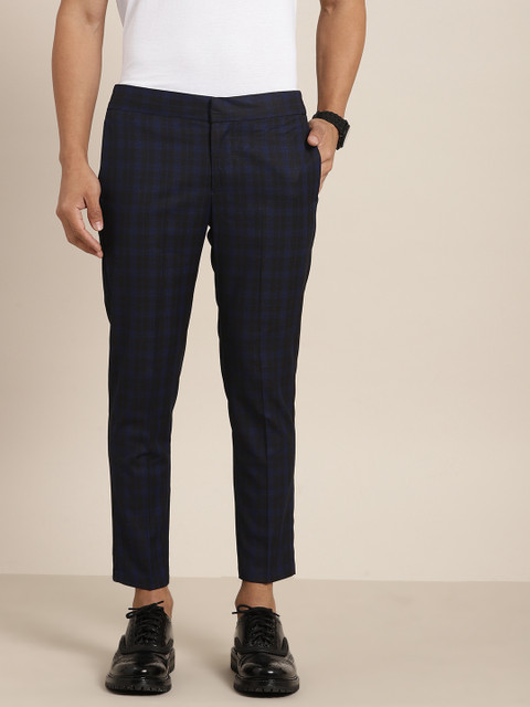 

INVICTUS Men Black & Blue Slim Fit Checked Regular CroppedTrousers