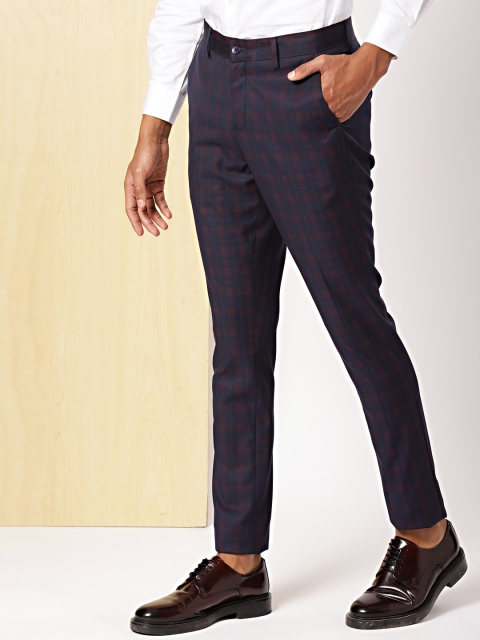 

INVICTUS Men Maroon & Navy Blue Slim Fit Checked Smart Casual Trousers