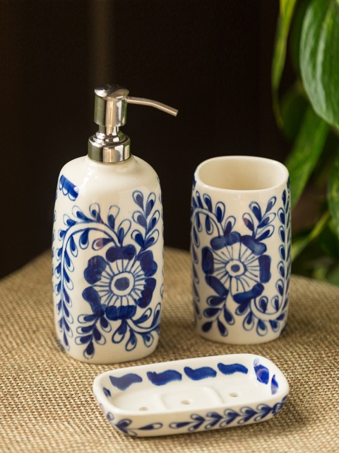 

ExclusiveLane Set of 3 White & Blue Mughal Gardens Printed Ceramic Bathroom Accessories