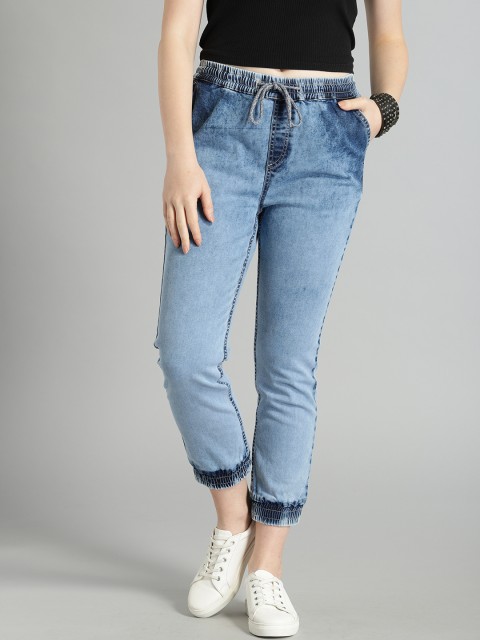 

Roadster Women Blue Jogger Mid-Rise Clean Look Stretchable Jeans