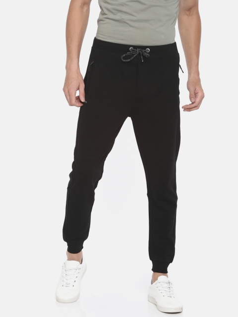

Pepe Jeans Men Black Regular Fit Solid Joggers