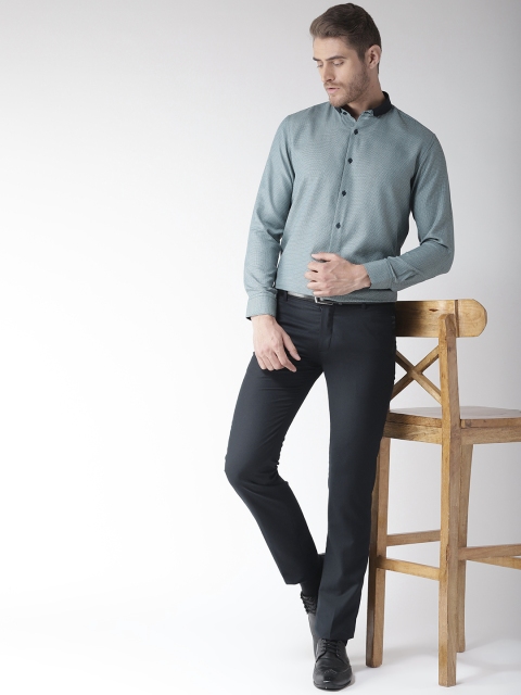

Richlook Men Green & Navy Blue Regular Fit Self Design Smart Casual Shirt