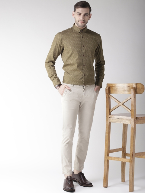 

Richlook Men Olive Green Regular Fit Printed Smart Casual Shirt