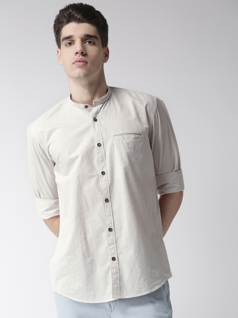 

Richlook Men Beige & White Slim Fit Checked Casual Shirt