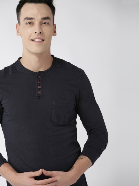 

Mast & Harbour Men Navy Blue Solid Henley Neck T-shirt