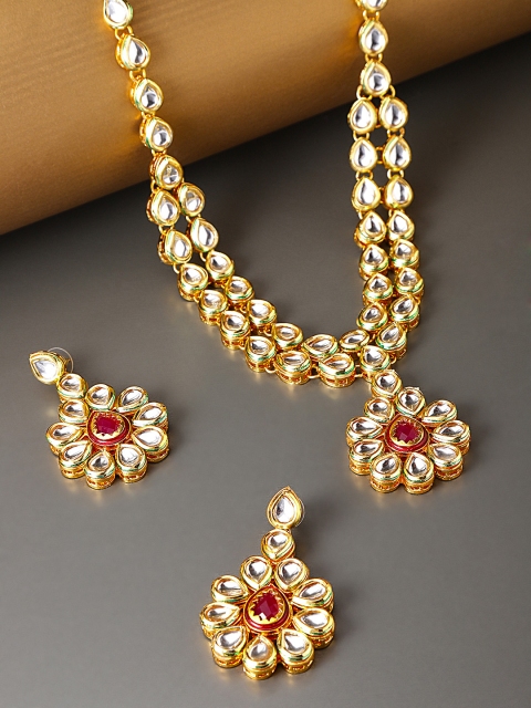 

damani Gold-Toned Kundan Jewellery Set