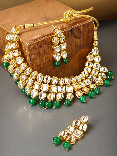 

damani Gold-Toned & Green Beads Studded Jewellery Set