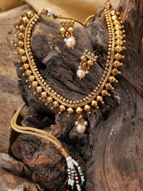 

damani Antique Gold-Plated Textured Jewellery Set