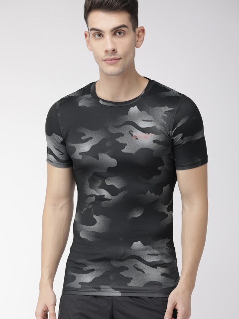

Superdry Men Black & Grey Solid Super DrySport ATHLETIC DISSOLVE T-shirt