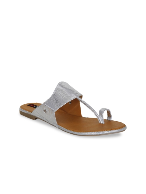 

Get Glamr Women Silver-Toned Solid One Toe Flats