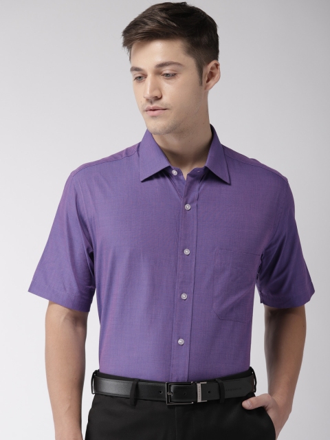 

Arrow Men Purple Regular Fit Solid Formal Shirt
