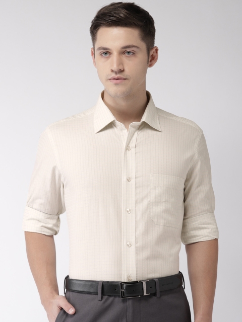 

Arrow Men Off-White & Beige Regular Fit Checked Formal Shirt