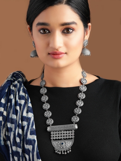 

Rubans Women Oxidised Silver-Plated Handcrafted Jewellery Set