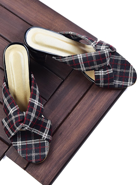 

Street Style Store Women Black & Red Checked Heels