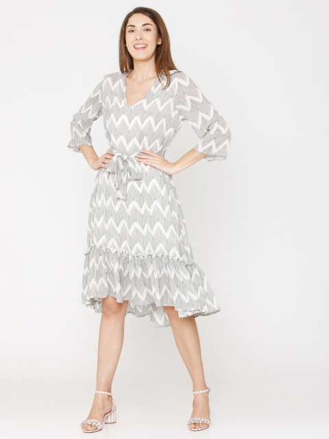 

Vero Moda Women White Printed Fit And Flare Dress