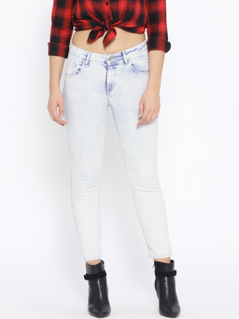 

Roadster Women Light Blue Skinny Fit Mid-Rise Clean Look Stretchable Cropped Jeans