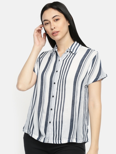 

Pepe Jeans Women White & Navy Blue Regular Fit Striped Casual Shirt