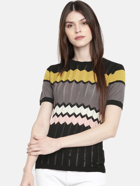 

Pepe Jeans Women Black & Grey Printed Round Neck T-shirt