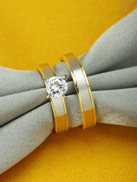 

Peora Unisex Set Of 2 Gold-Toned & Silver-Toned Solitaire Wedding Band Couple Rings