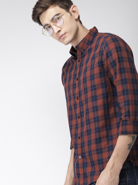 

Harvard Men Rust Orange & Navy Blue Regular Fit Checked Casual Shirt