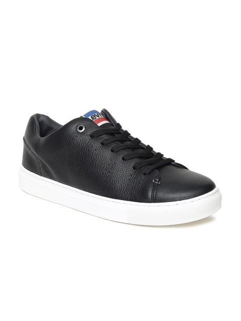 

Levis Men Black Vernon Sneakers