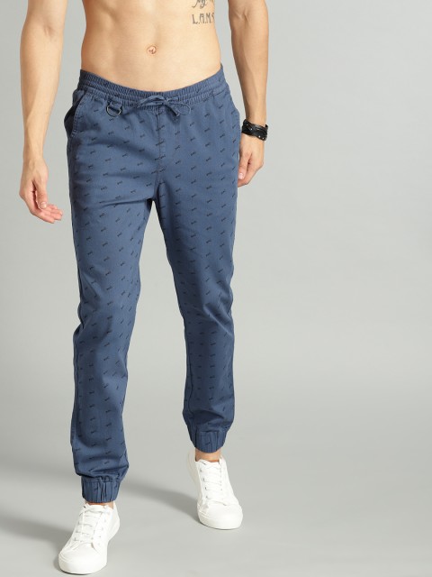 

The Roadster Lifestyle Co Men Blue & Black Regular Fit Printed Joggers