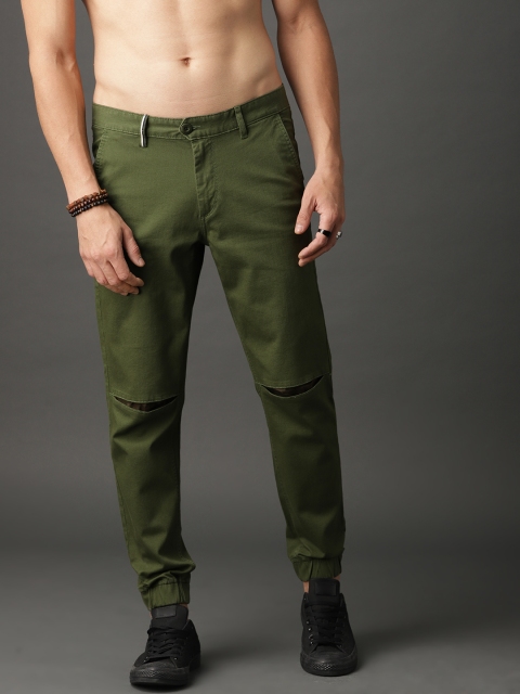 

The Roadster Lifestyle Co Men Olive Green Regular Fit Self Design Regular Trousers
