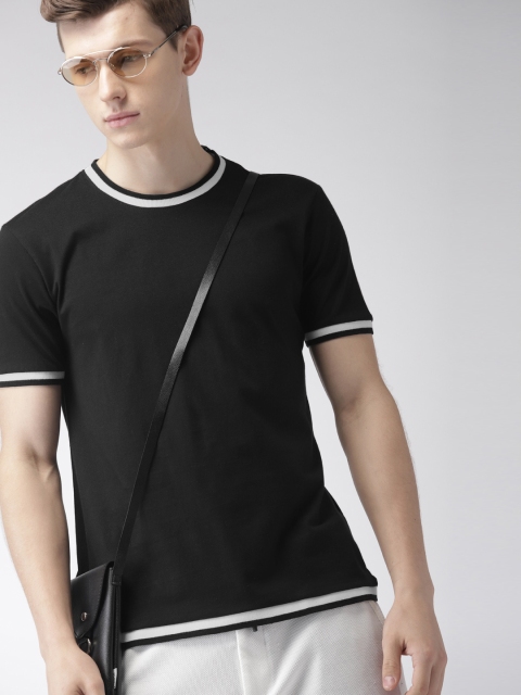 

Harvard Men Black Solid Round Neck T-shirt