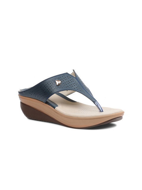 

pelle albero Women Blue Solid Sandals