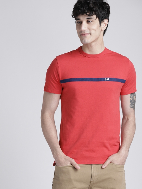 

GAP Men's Vintage Soft Logo Crewneck T-Shirt, Red