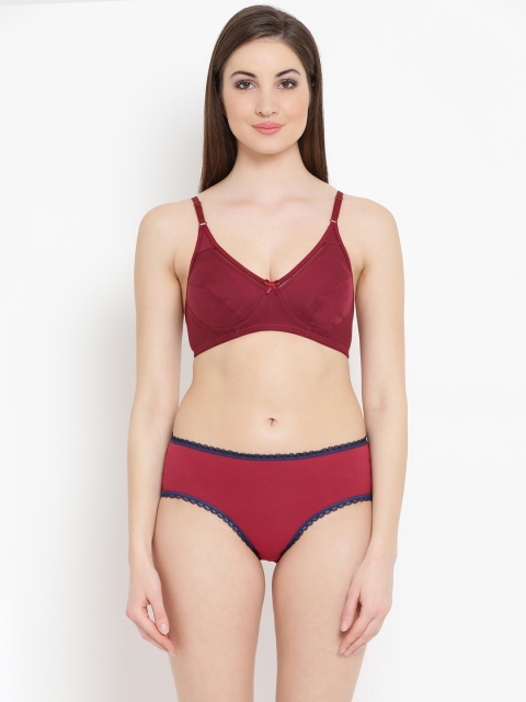 

Clovia Women Red Lingerie Set COMBBP04640B