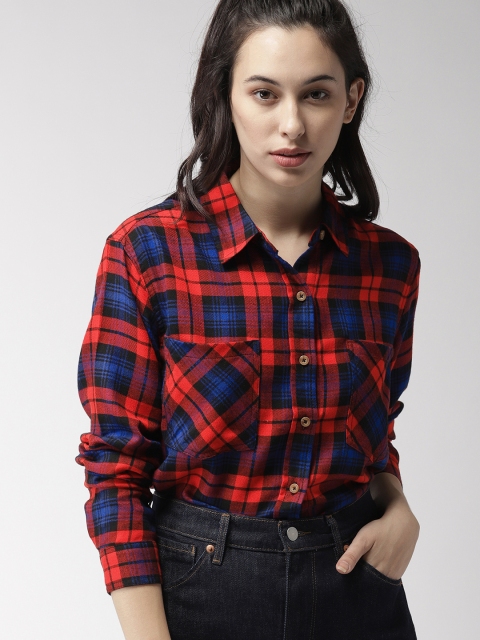 

FOREVER 21 Women Red & Blue Regular Fit Checked Casual Shirt