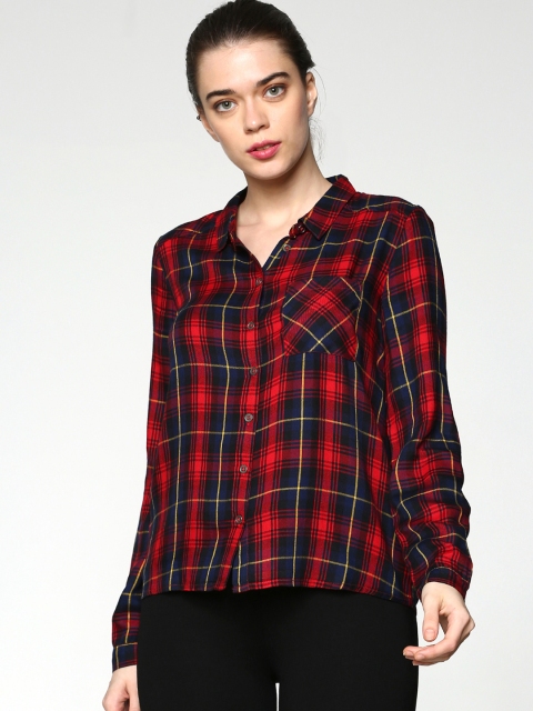 

ONLY Women Red & Navy Blue Regular Fit Checked Casual Shirt