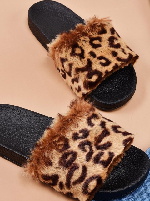 

Street Style Store Women Beige & Brown Leopard Print Faux Fur Sliders