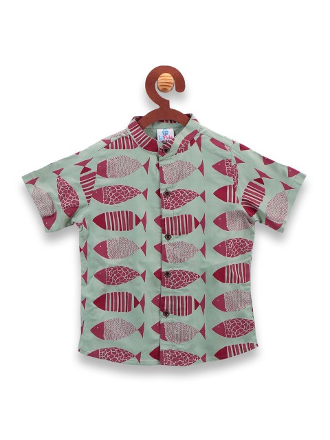 

LilPicks Boys Green & Pink Regular Fit Printed Casual Shirt