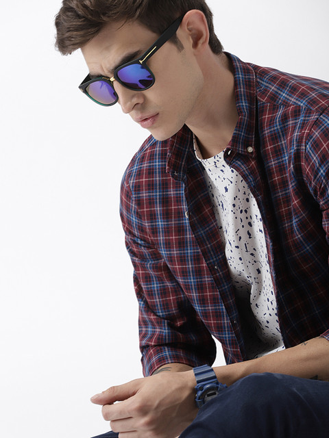 

Harvard Men Blue & Red Slim Fit Checked Casual Shirt