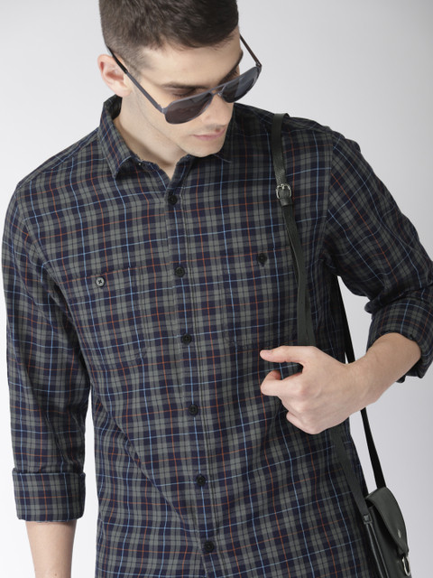 

Harvard Men Grey & Navy Blue Checked Casual Shirt