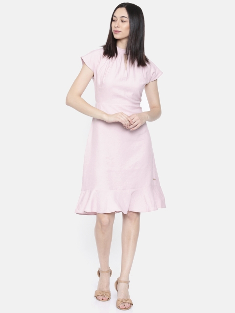

Park Avenue Woman Pink Solid Fit and Flare Dress