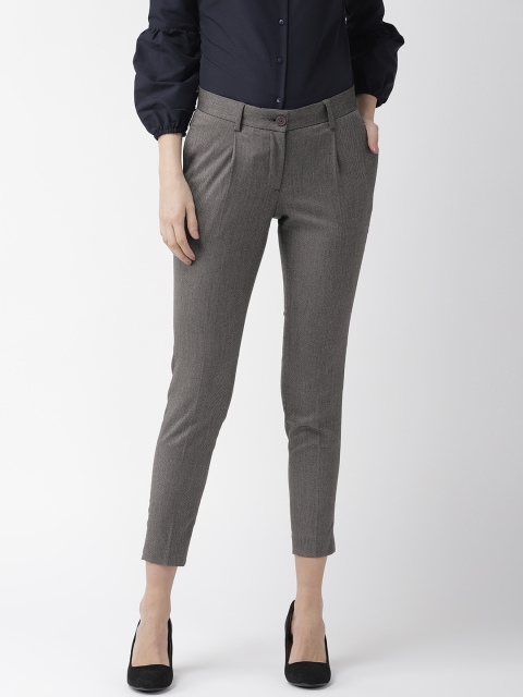 

Park Avenue Women Grey & Black Regular Fit Self Design Cropped Formal Trousers