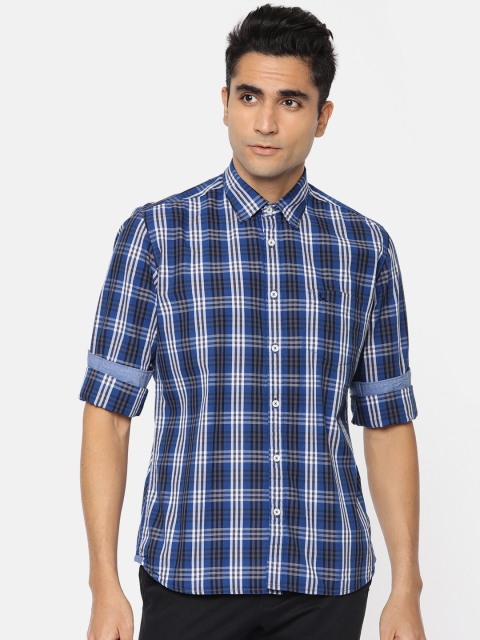 

Parx Men Blue & Black Slim Fit Checked Casual Shirt