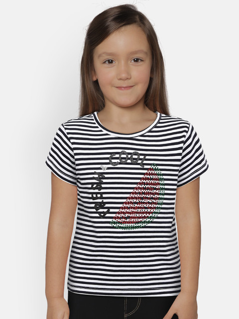 

United Colors of Benetton Girls Navy Blue & White Striped Round Neck T-shirt