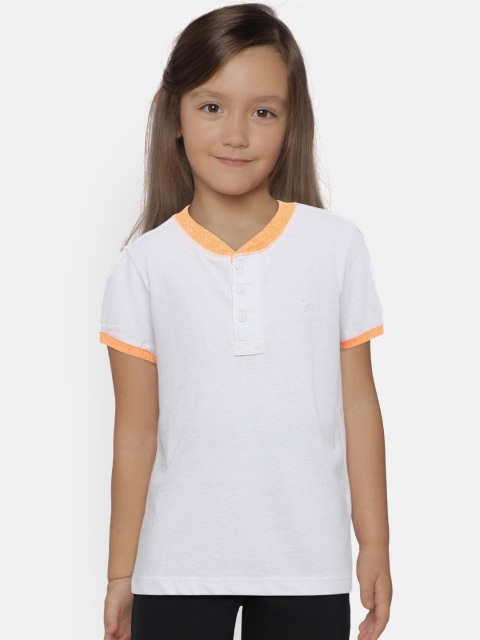 

United Colors of Benetton Boys White Solid Henley Neck T-shirt