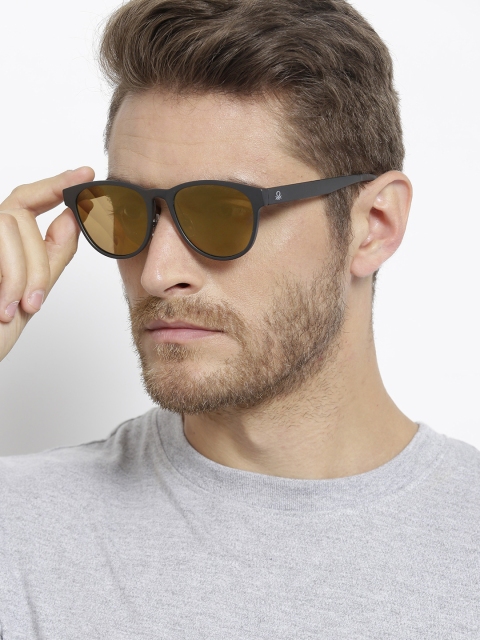 

United Colors of Benetton Unisex Mirrored Oval Sunglasses BE5011MI001, Brown