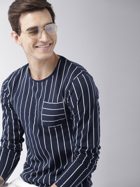 

Mast & Harbour Men Navy Blue & White Striped Round Neck T-shirt