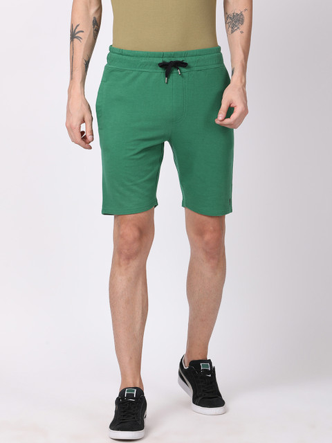 

Blue Saint Men Green Solid Slim Fit Sports Shorts