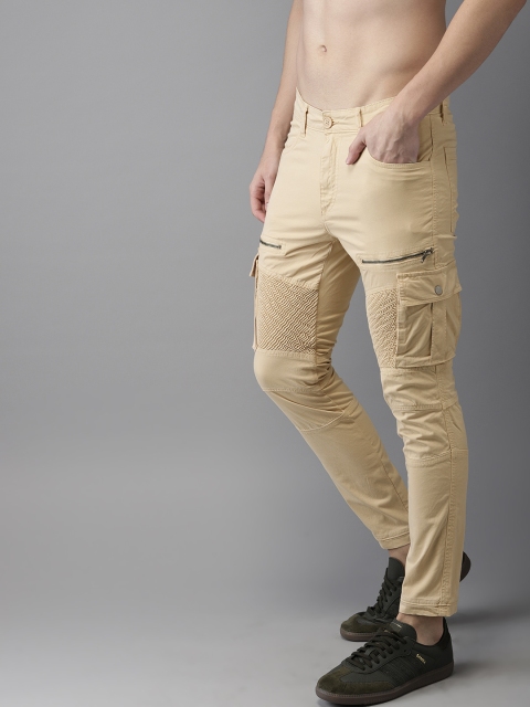 

Moda Rapido Men Beige Slim Fit Solid Cargos